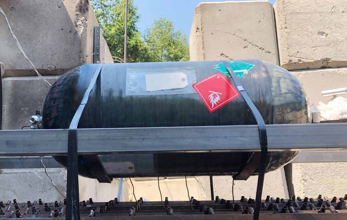 破防?未勢(shì)能源70MPa IV型車載儲(chǔ)氫瓶,能止火,永不破防!.jpg 破防?未勢(shì)能源70MPa IV型車載儲(chǔ)氫瓶,能止火,永不破防!.jpg