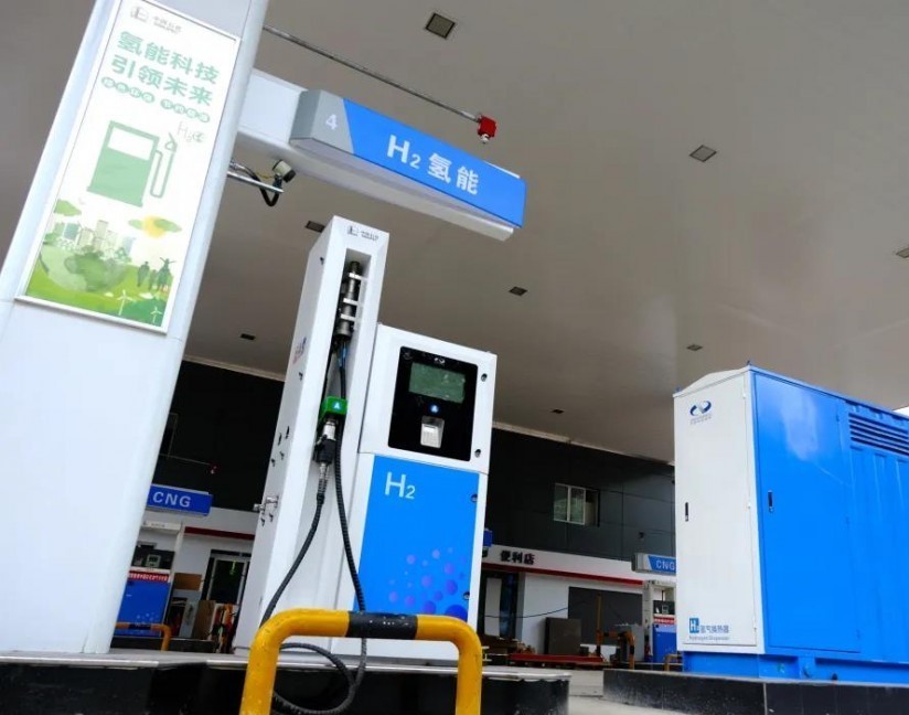 國內(nèi)首座應(yīng)用儲氫井技術(shù) “氣氫電服”綜合加能站在重慶建成1.jpg