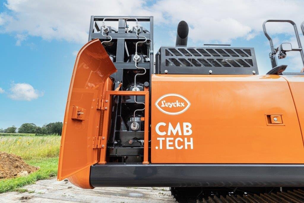 世界上第一臺氫動(dòng)力雙燃料挖掘機(jī)