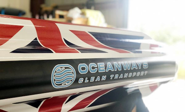 Oceanways無(wú)人氫動(dòng)力潛艇可以清理海洋微塑料.jpg