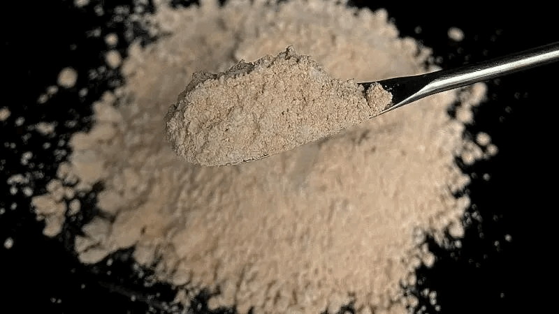 據國外媒體報道：近日，研究人員發現了一種利用采礦廢料作為潛在的、更廉價的制氫催化劑的方法。昆士蘭大學的Ziqi Sun教授和Hong Peng博士領導了一項研究，只用少量活性金屬就能制造出一種新的催化劑。