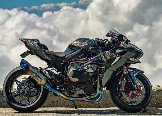 川崎H2發(fā)動(dòng)機(jī)工程師參與豐田氫動(dòng)力卡羅拉項(xiàng)目.jpg 川崎H2發(fā)動(dòng)機(jī)工程師參與豐田氫動(dòng)力卡羅拉項(xiàng)目.jpg