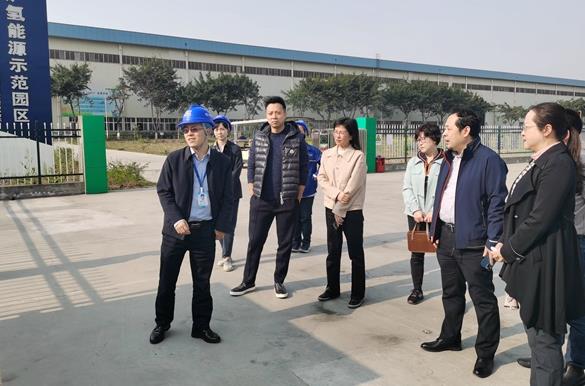 農(nóng)工黨德陽市委會調(diào)研氫能產(chǎn)業(yè)發(fā)展情況.jpg
