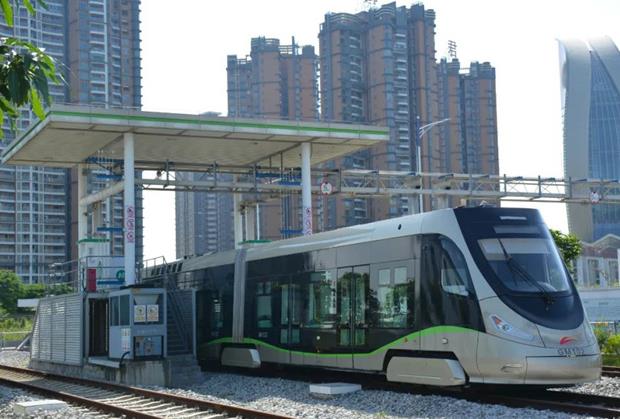 佛山市氫能源有軌電車進(jìn)站加氫 佛山市氫能源有軌電車進(jìn)站加氫