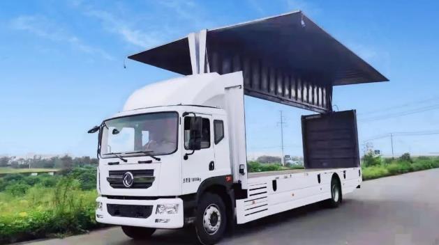 重慶明天氫能公司發(fā)布18噸平臺(tái)2款全新車型.jpg 重慶明天氫能公司發(fā)布18噸平臺(tái)2款全新車型.jpg