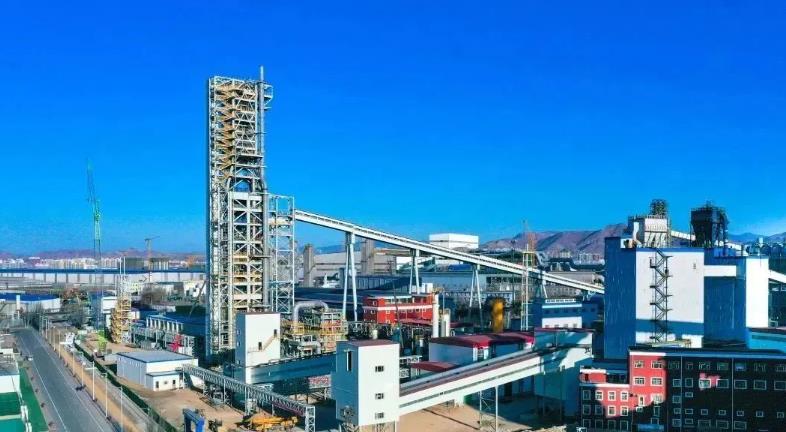 全球首例120萬噸氫冶金示范工程一期全線貫通.jpg