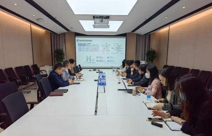 國(guó)家信息中心領(lǐng)導(dǎo)一行專題調(diào)研氫藍(lán)時(shí)代.jpg
