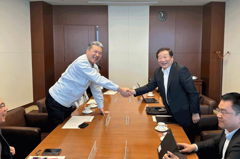 濰柴動力譚旭光:將與豐田汽車共同推動中國氫能社會建設(shè).jpg 濰柴動力譚旭光:將與豐田汽車共同推動中國氫能社會建設(shè).jpg