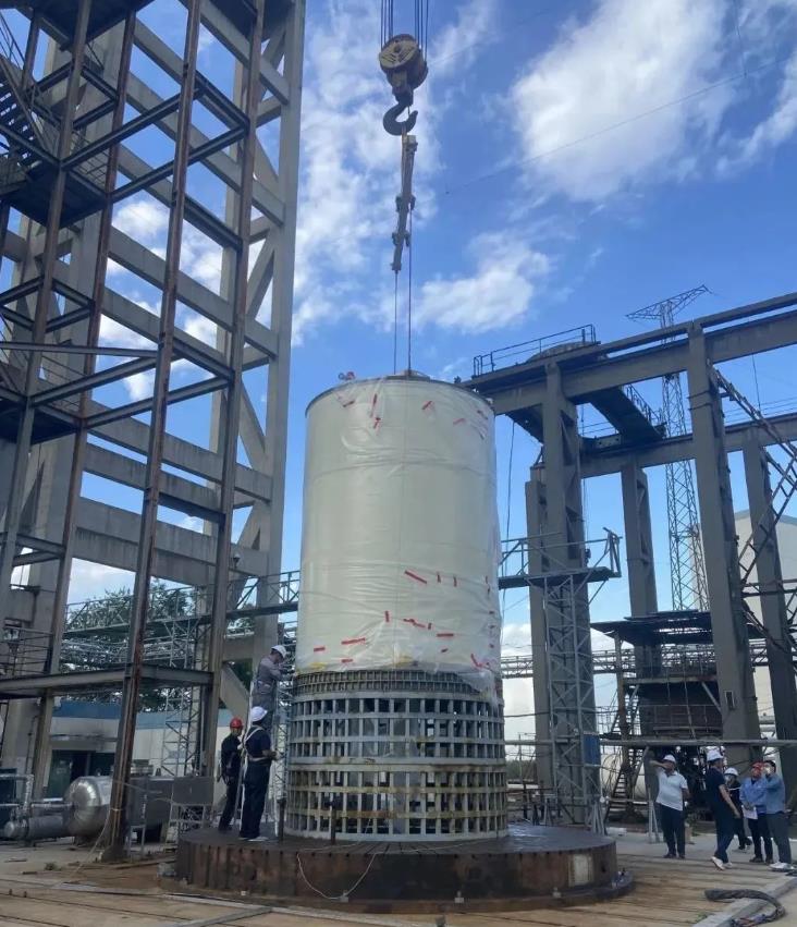 新一代中型運載火箭通用氫氧末級新型共底結構通過靜力試驗考核.jpg