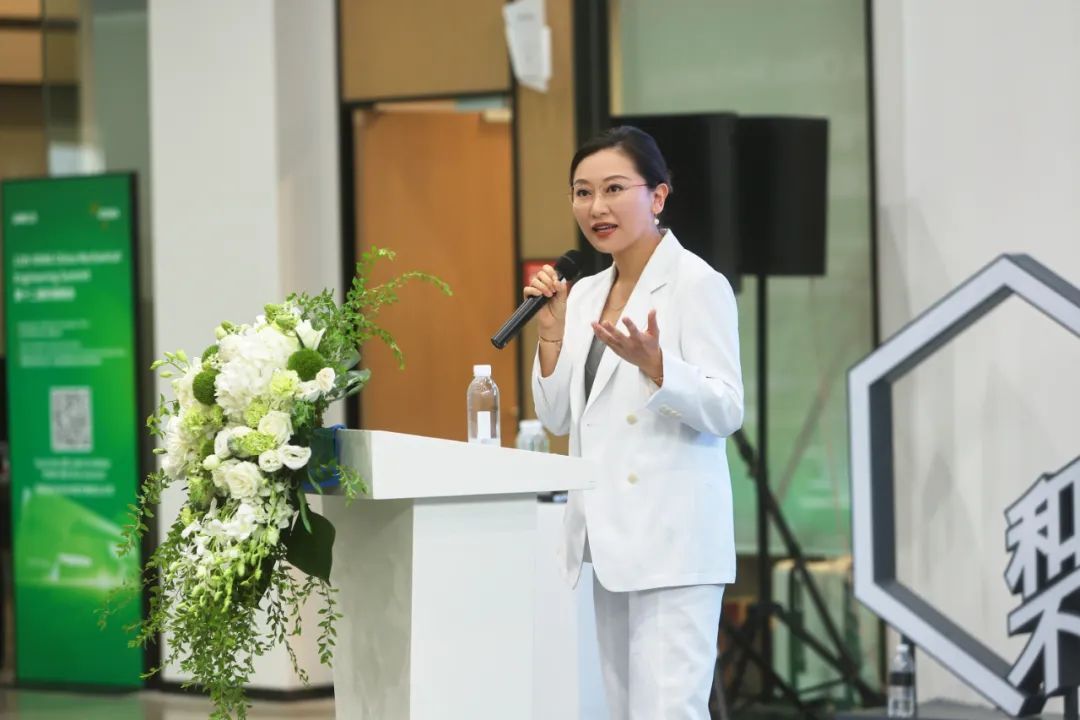 重塑能源副總裁馬晶楠在峰會現(xiàn)場發(fā)表演講.jpg